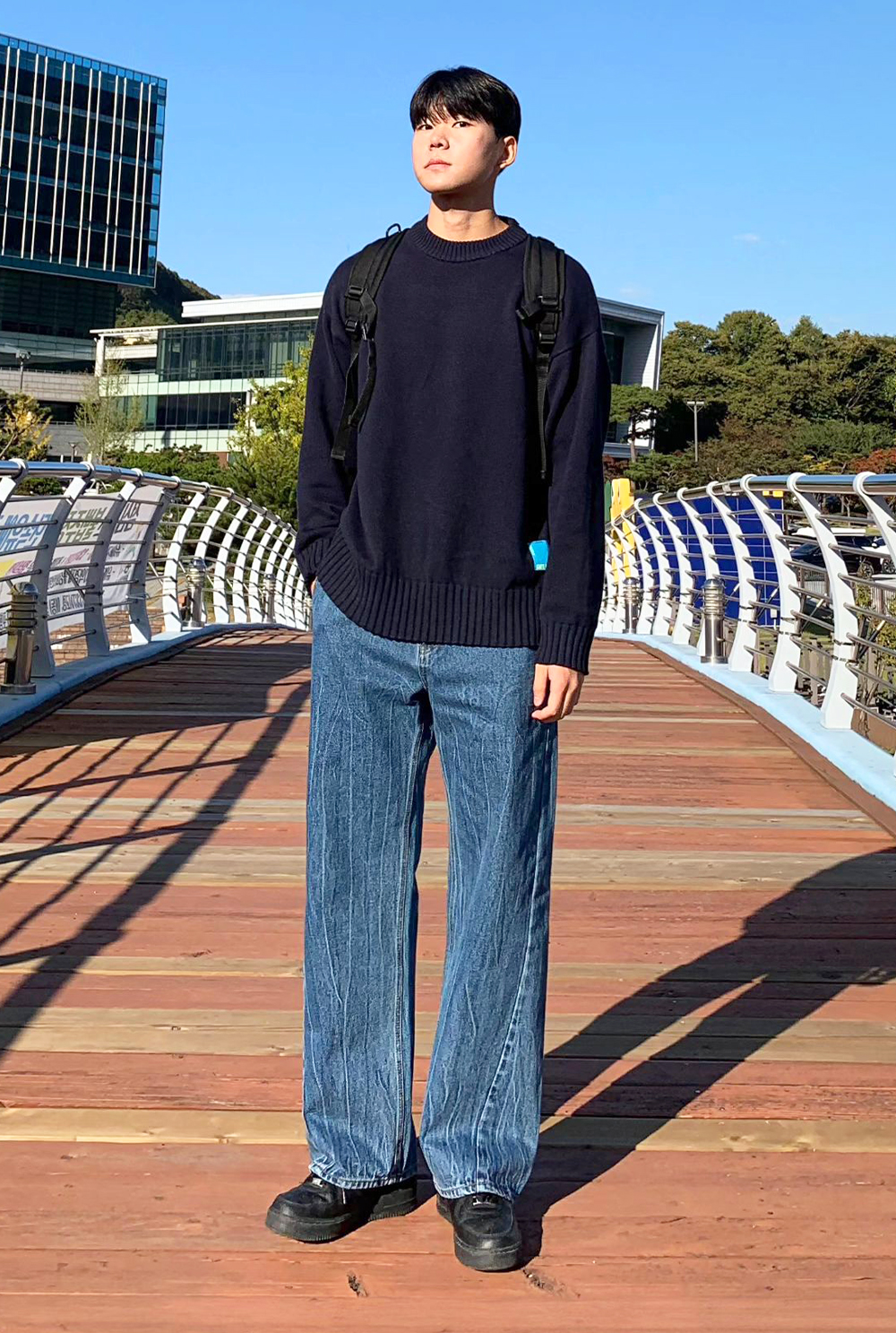 [Knitted X 86ROAD] Curved Wide Denim Pants